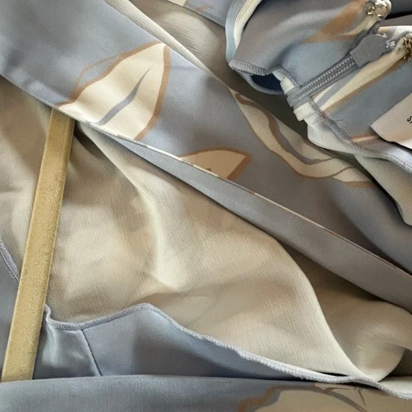 Elegant Blue Floral Maxi Dress - Picture 6 of 6